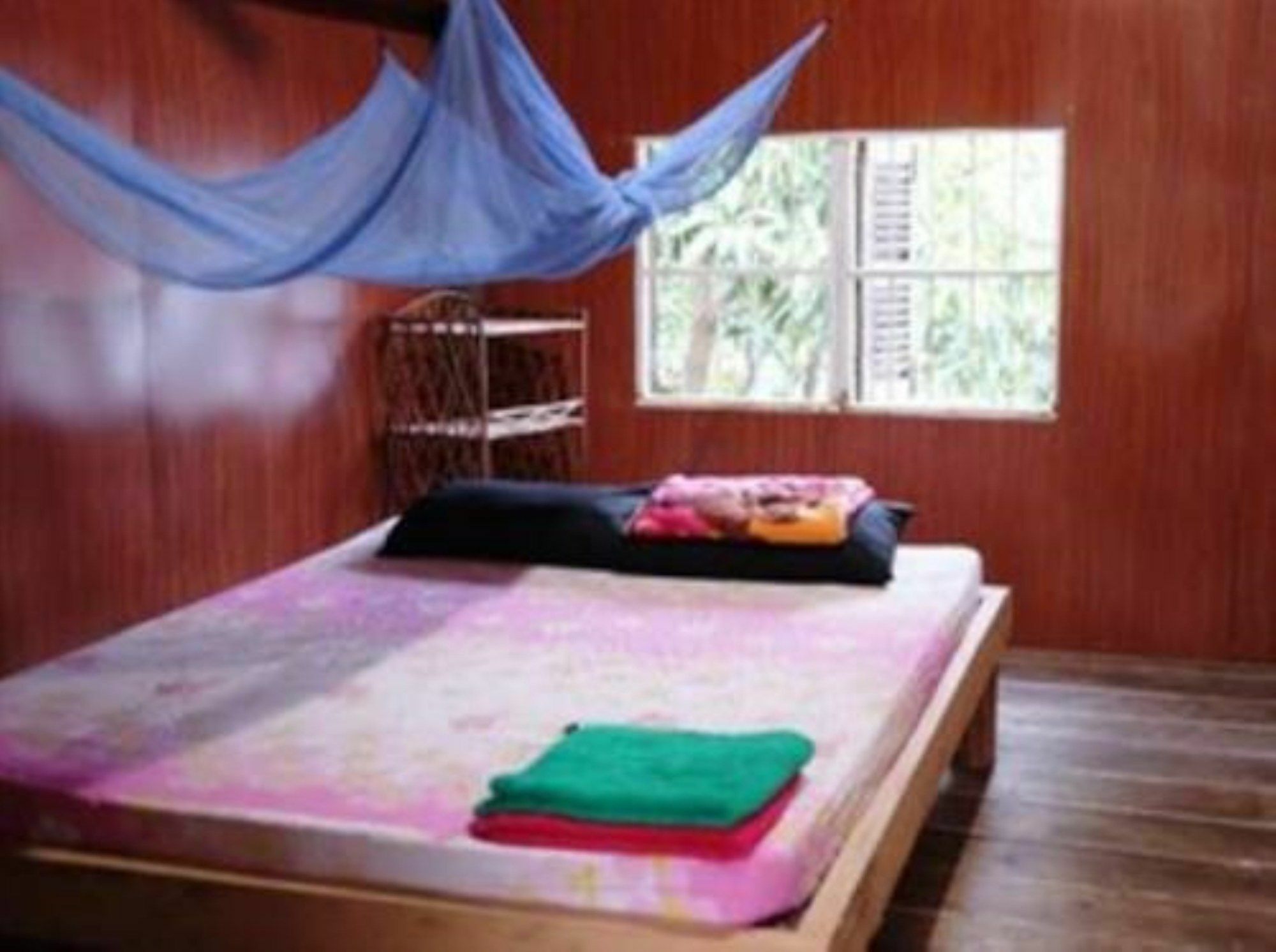 Kepmandou Lounge-Bar Bed & Breakfast Luaran gambar