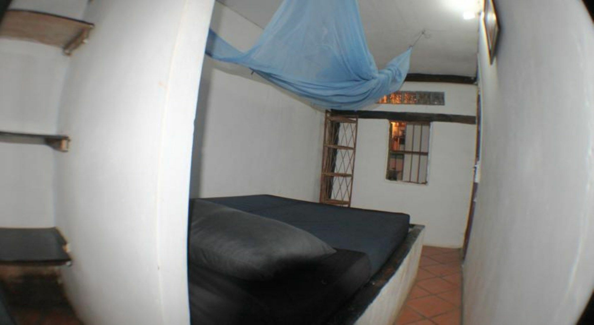 Kepmandou Lounge-Bar Bed & Breakfast Luaran gambar